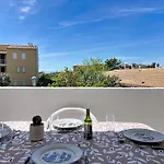 Richelieu 1ch, Wifi, Parking, Loggia Apartment *