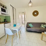 Plage Richelieu 1Ch, Wifi, Parking, Loggia אגדה