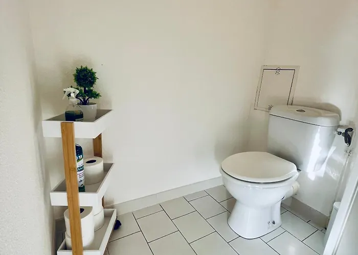 Cap d Agde T2 a 3 min de la plage a pied avec parking prive loggia pour 2 a 4 personnes Appartement